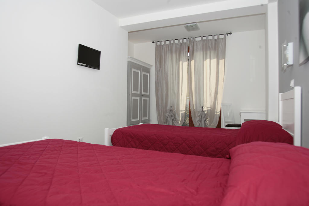 Bed & Breakfast Nettuno Comun Nuovo エクステリア 写真